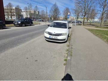 SKODA RAPID, reg märk 437BJB