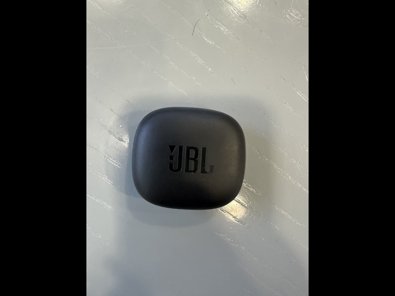 Juhtmevabad kõrvaklapid JBL