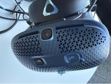 HTC VIVE Cosmos virtuaalreaalsuse komplekt