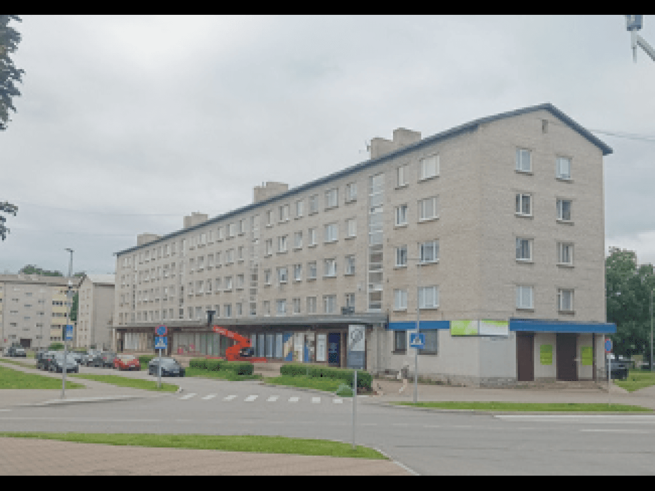 MÜÜA KINNISTU: Sillamäe linn, Kesk tn 53-M5 (125,40 m2) keldrikorrus