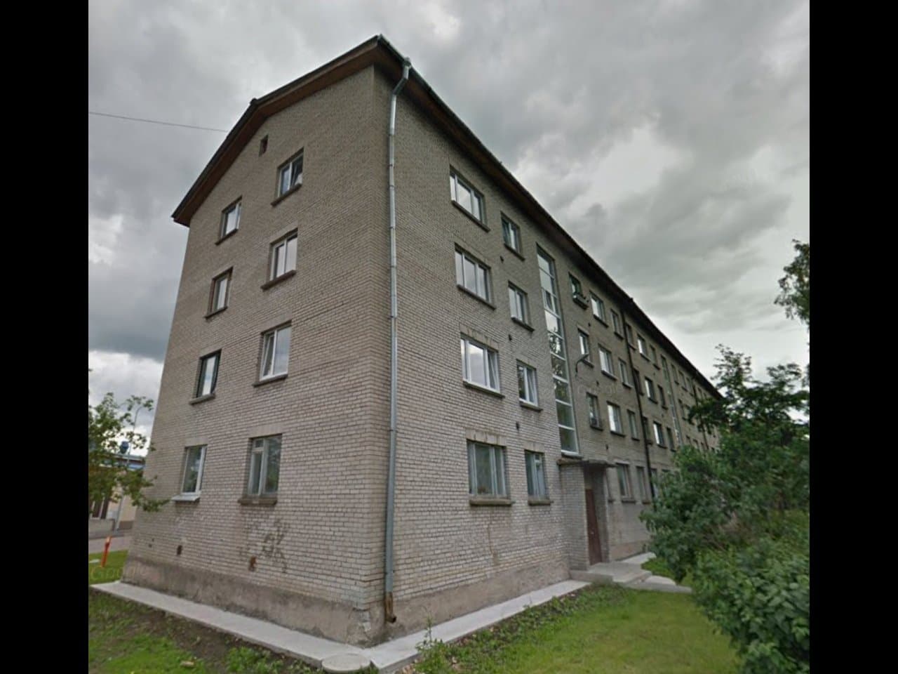 1/2 kaasomandi osa 2-toalisest korterist: Jõhvi linn, Koidu tn 2v-15 (40,20 m2), 4. korrus