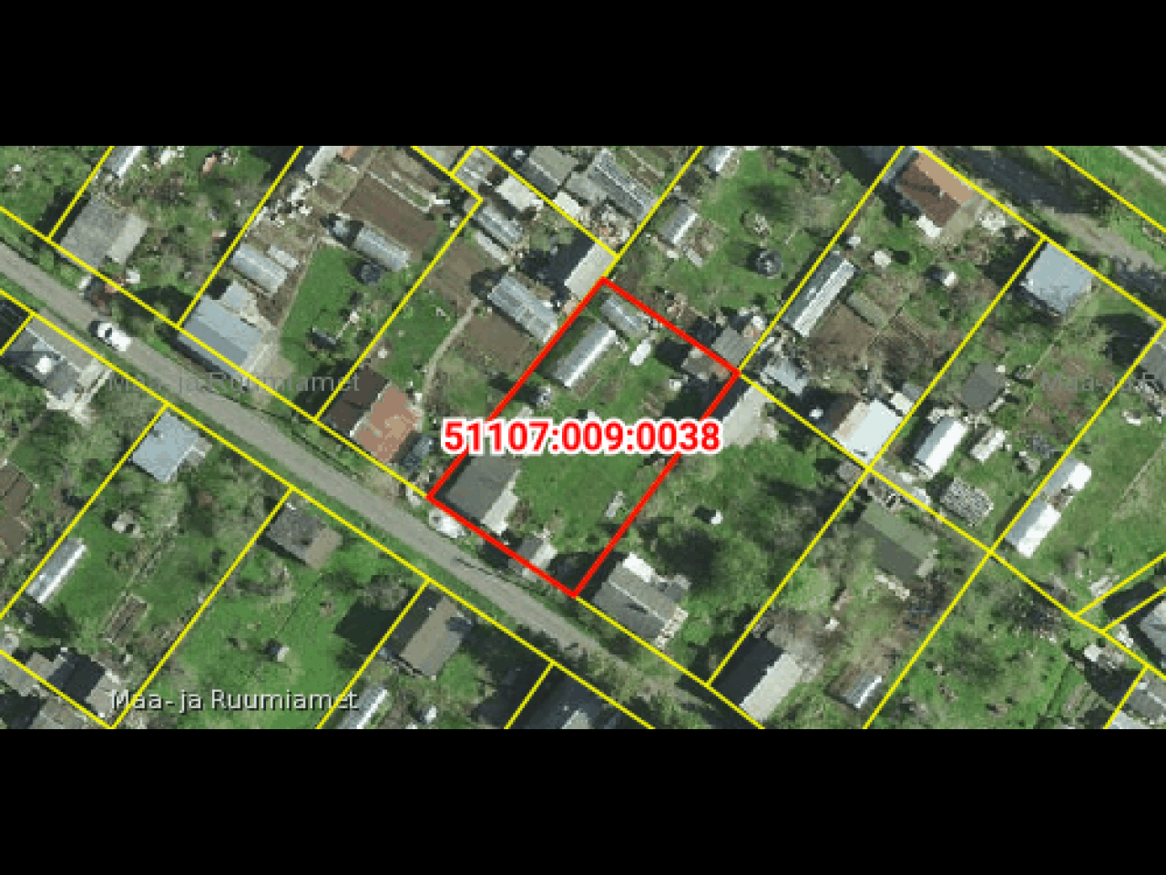 MÜÜA SUVILA: Ida-Viru maakond, Narva linn, Ilma tn 26 (krunt 606 m2)