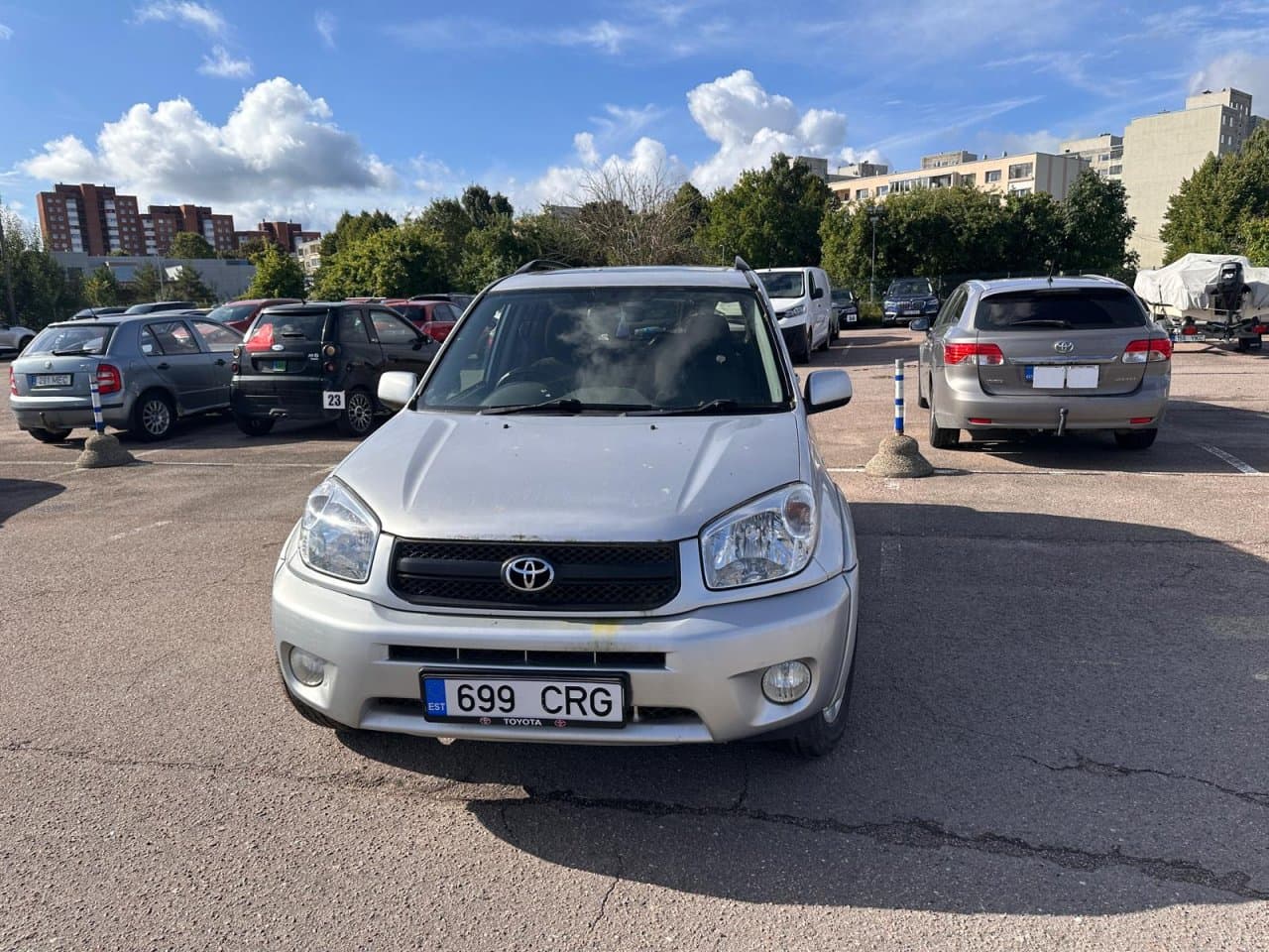 TOYOTA RAV4 reg märk 699CRG